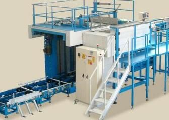 相比人工碼垛，自動(dòng)碼垛機(jī)有什么特點(diǎn)呢？